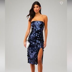 NWT REVOLVE AMANDA UPRICHARD ARMELLE DRESS SEQUIN M